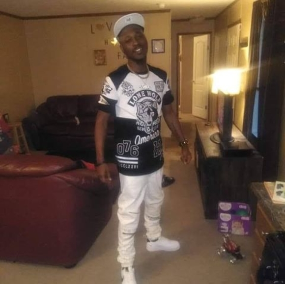 Meet your Posher, Leo - Picture 1 of 1